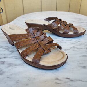 Rialto Berle Comfort Studded Sandals Women's Sz 9M Wedge Slip On Open Toe Brown